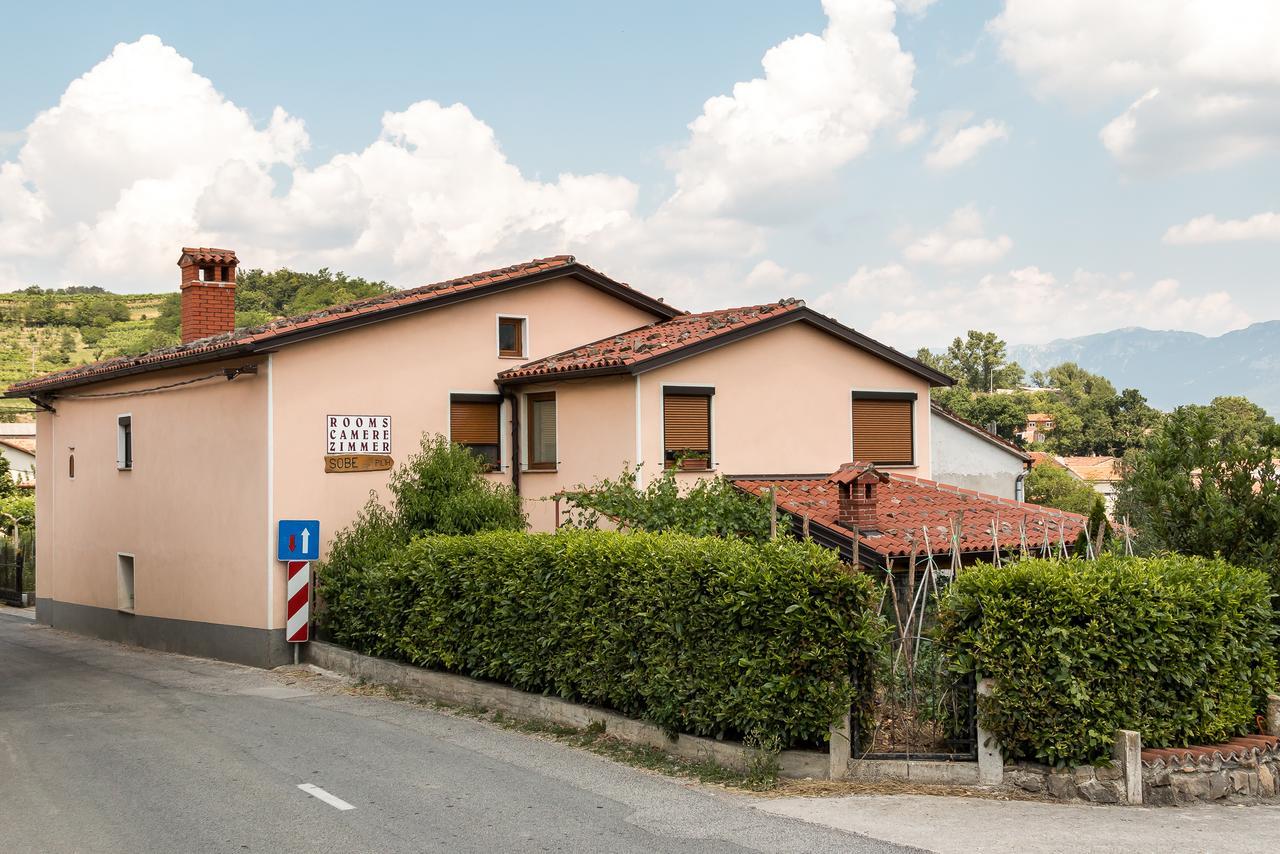 Apartma In Sobe Pilih Vipava Buitenkant foto